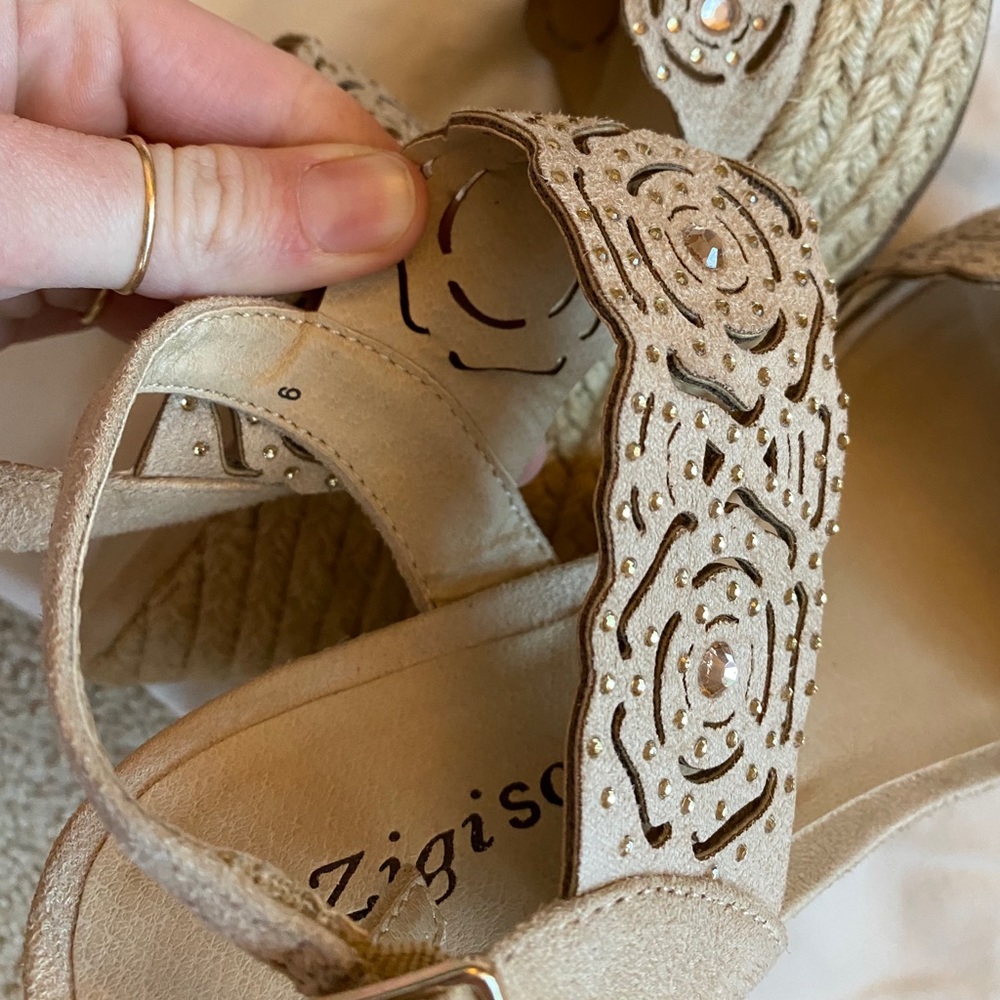 Zigi Soho Nude Espadrille Wedges - Picture 8 of 8